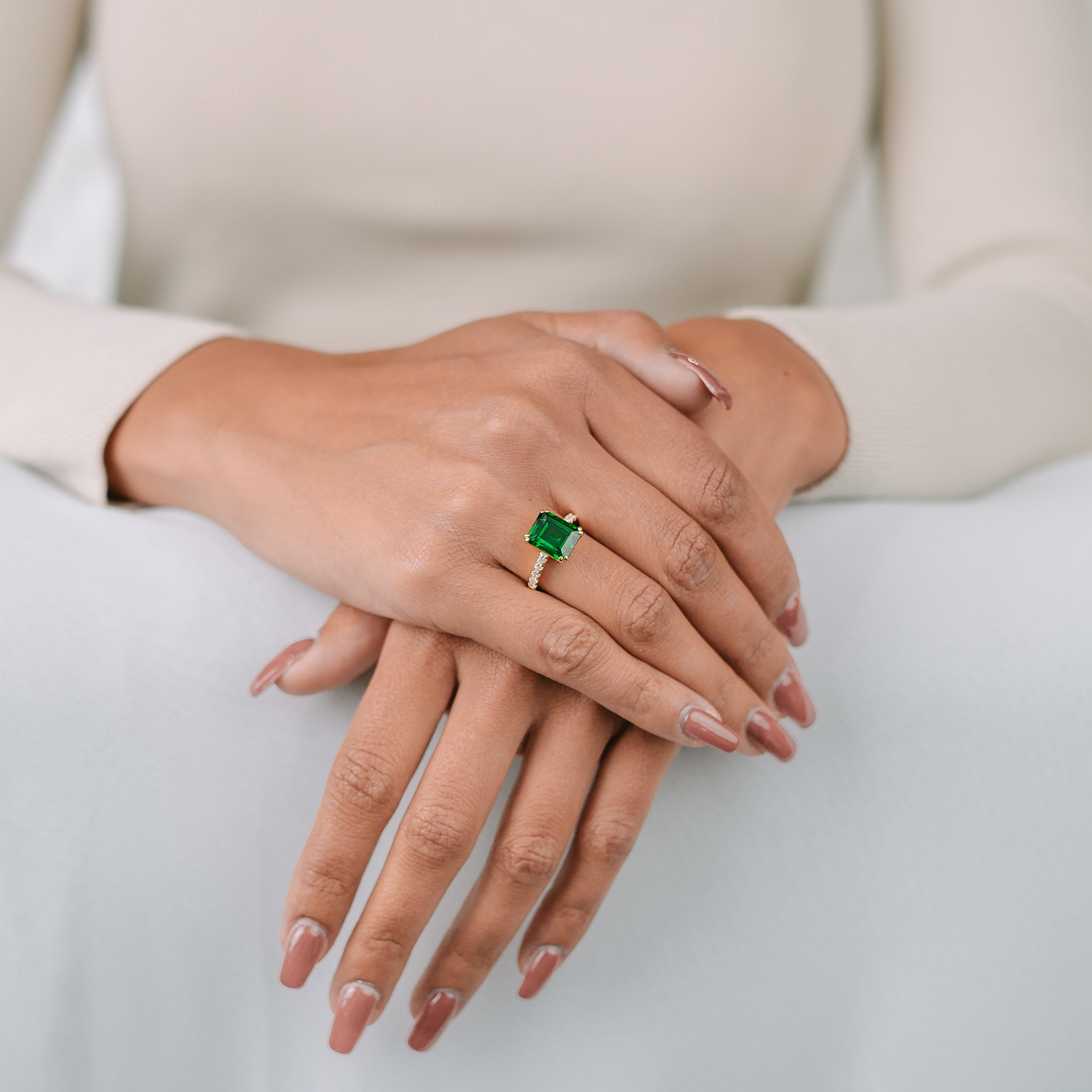 Ring grüner Baguette Zirkonia